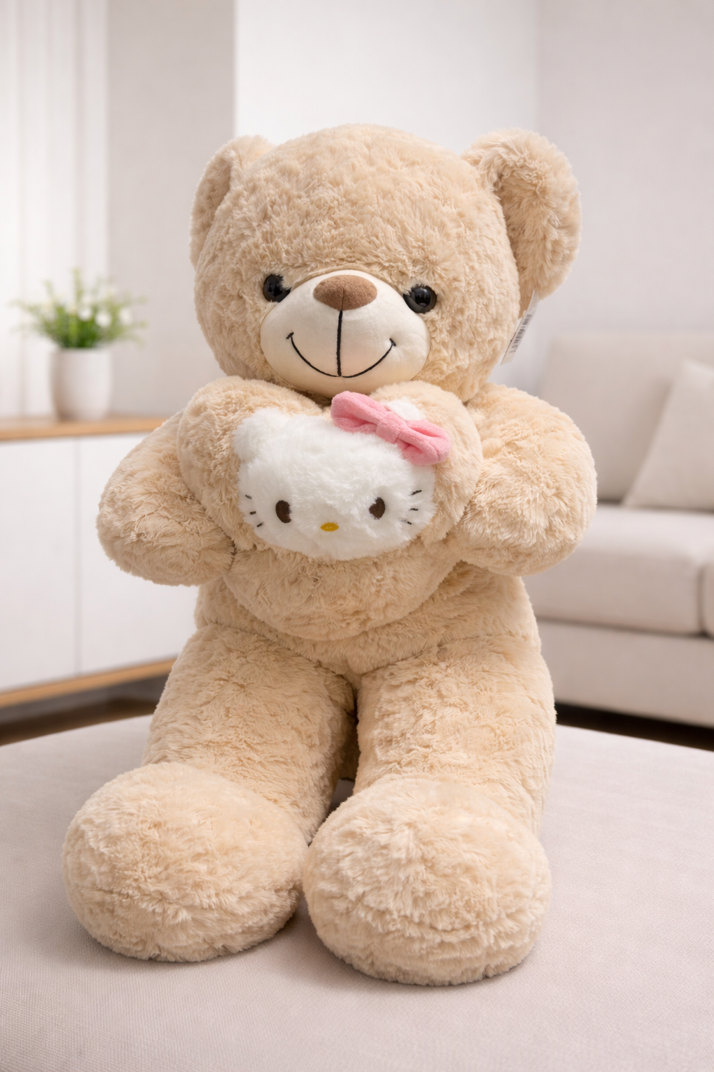 Peluche Osito con corazón Hello Kitty