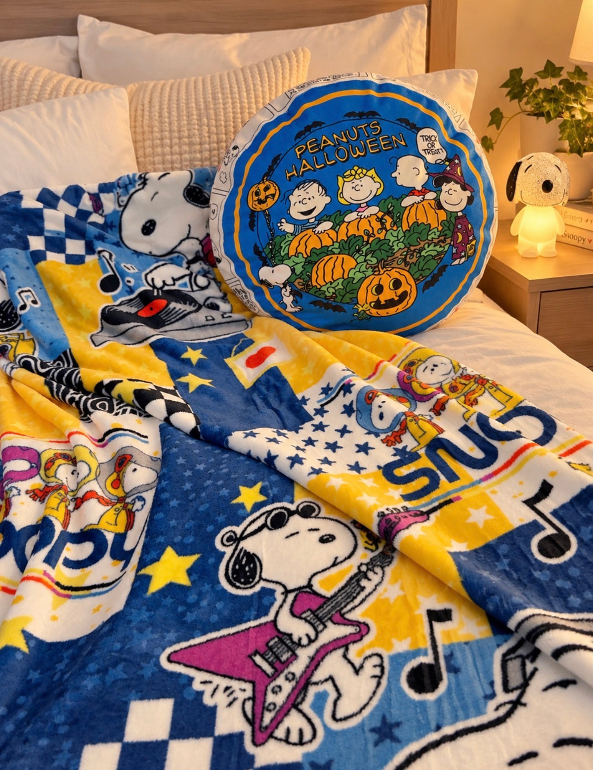 Combo Snoopy Cozy – Frazada Matrimonial + Almohadón + Lámpara