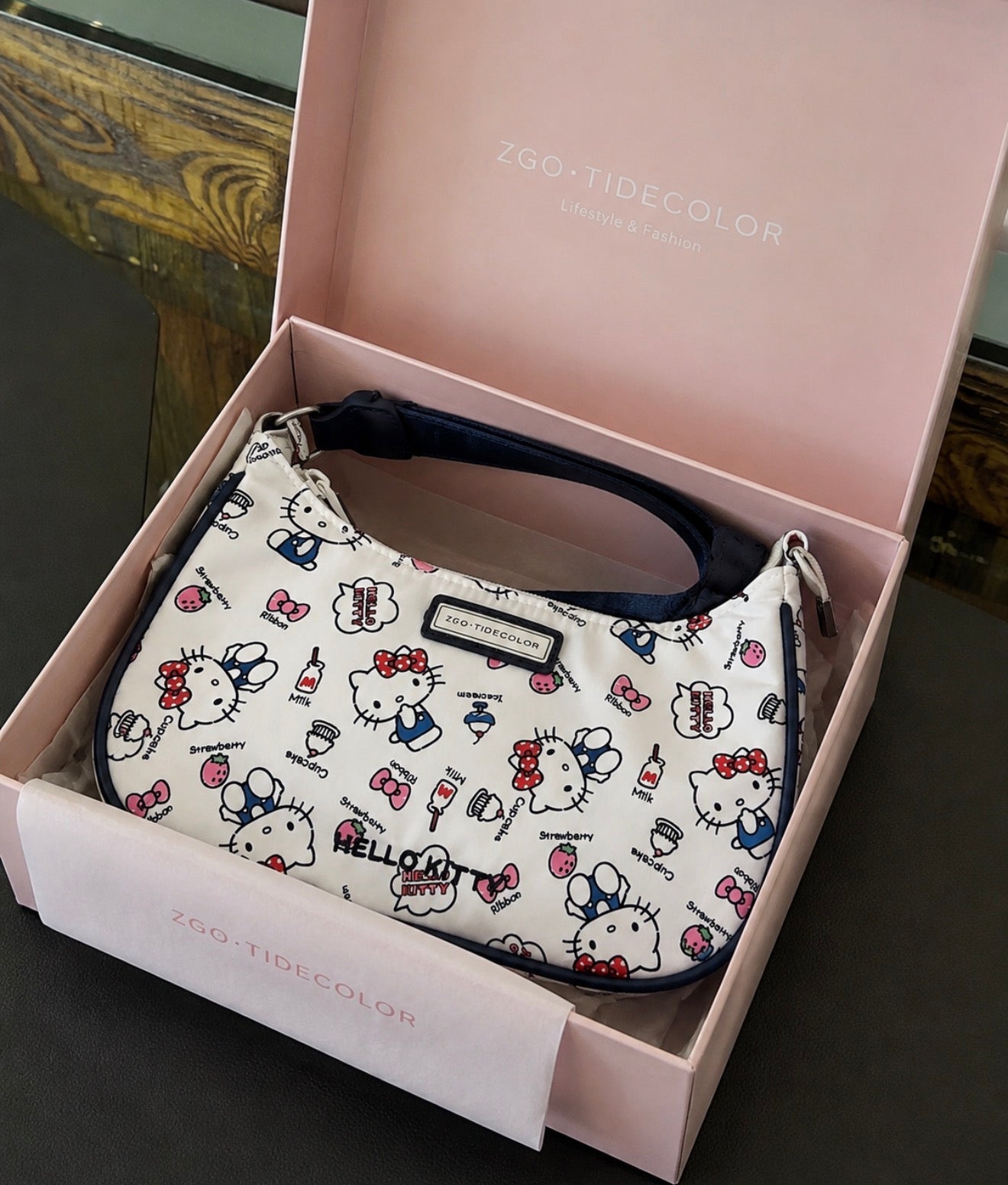 Bolso Hello Kitty Shoulder Bag