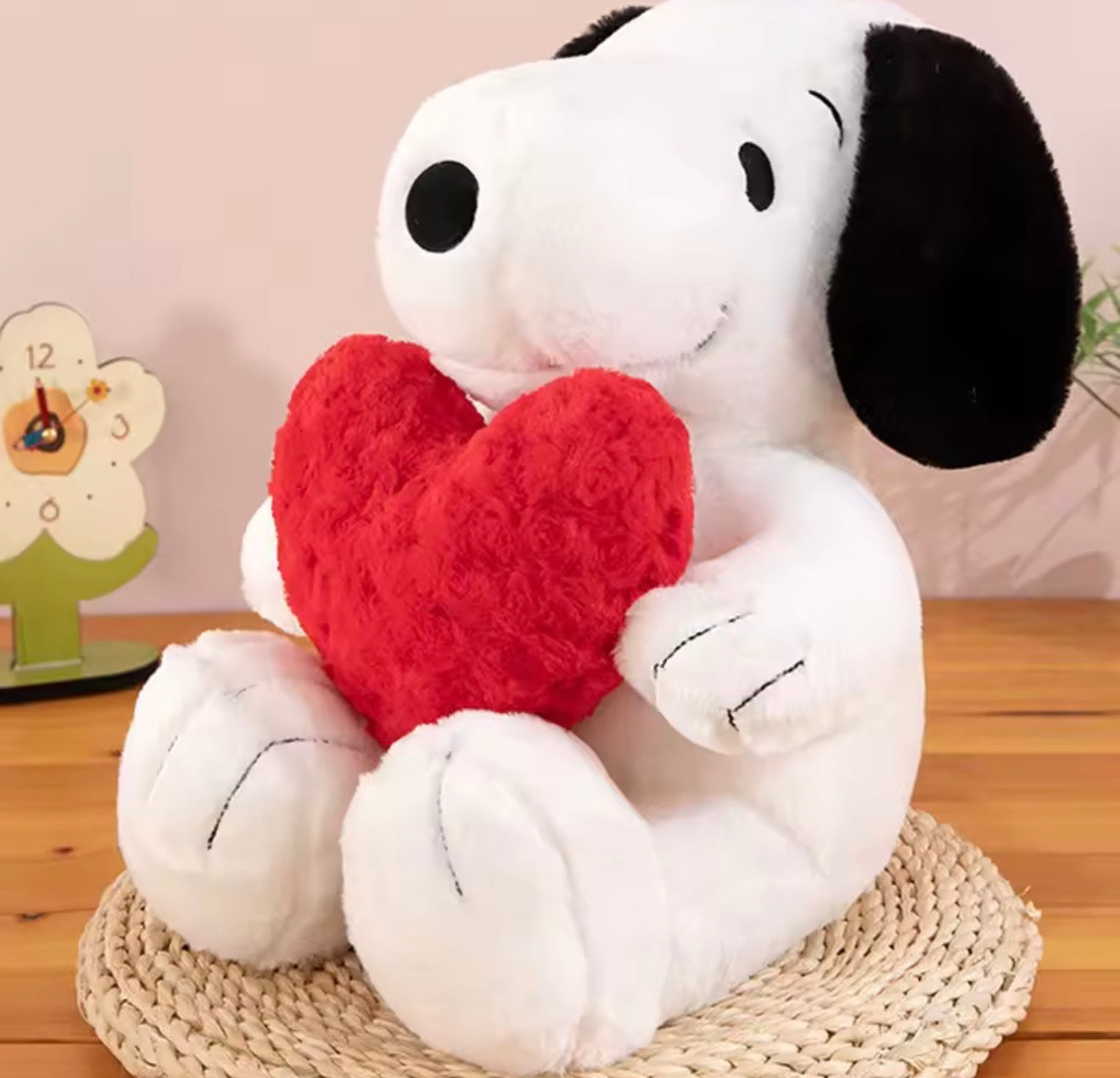 Mochila Peluche Snoopy con Corazón – 25 cm