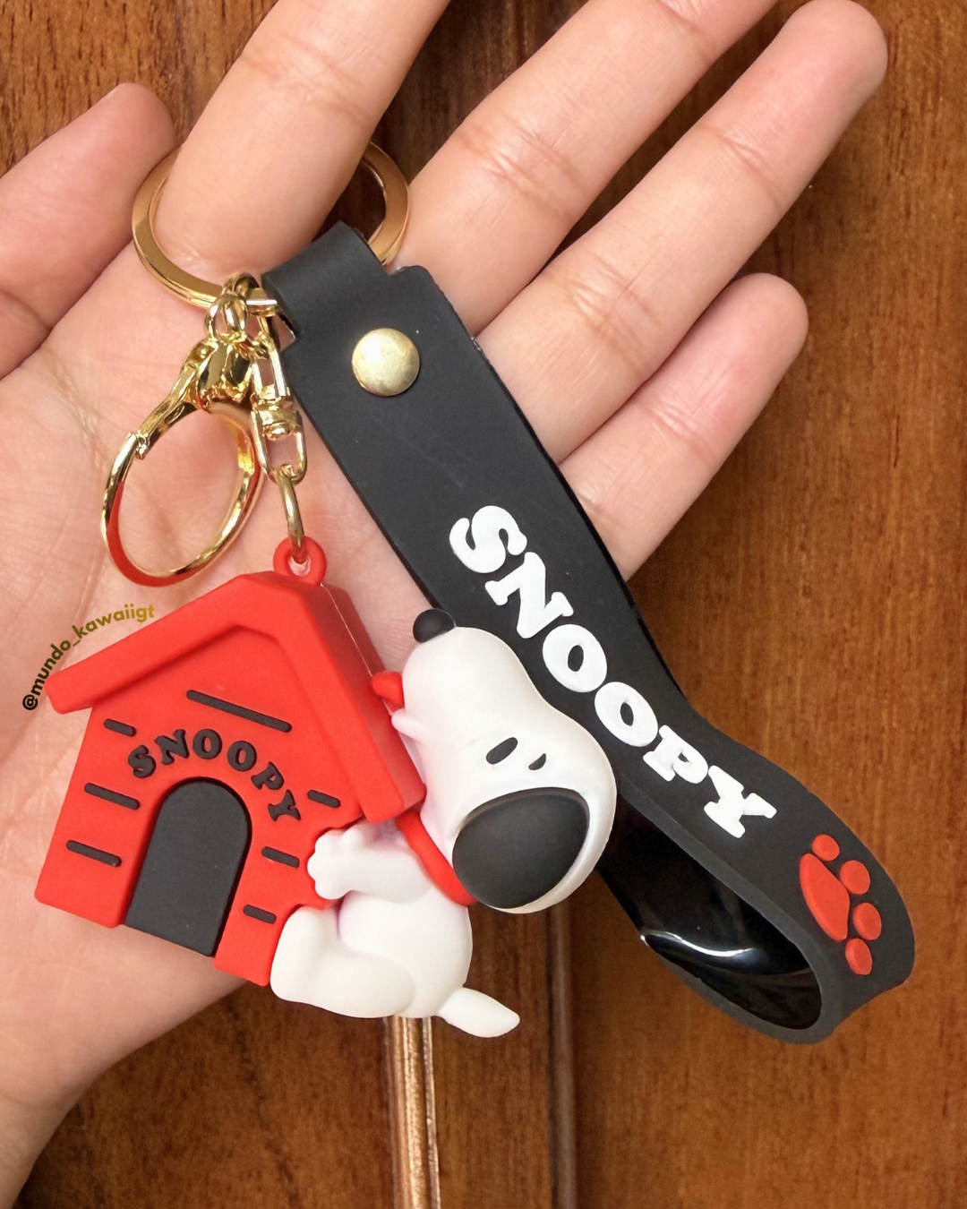 Llaveros Snoopy goma