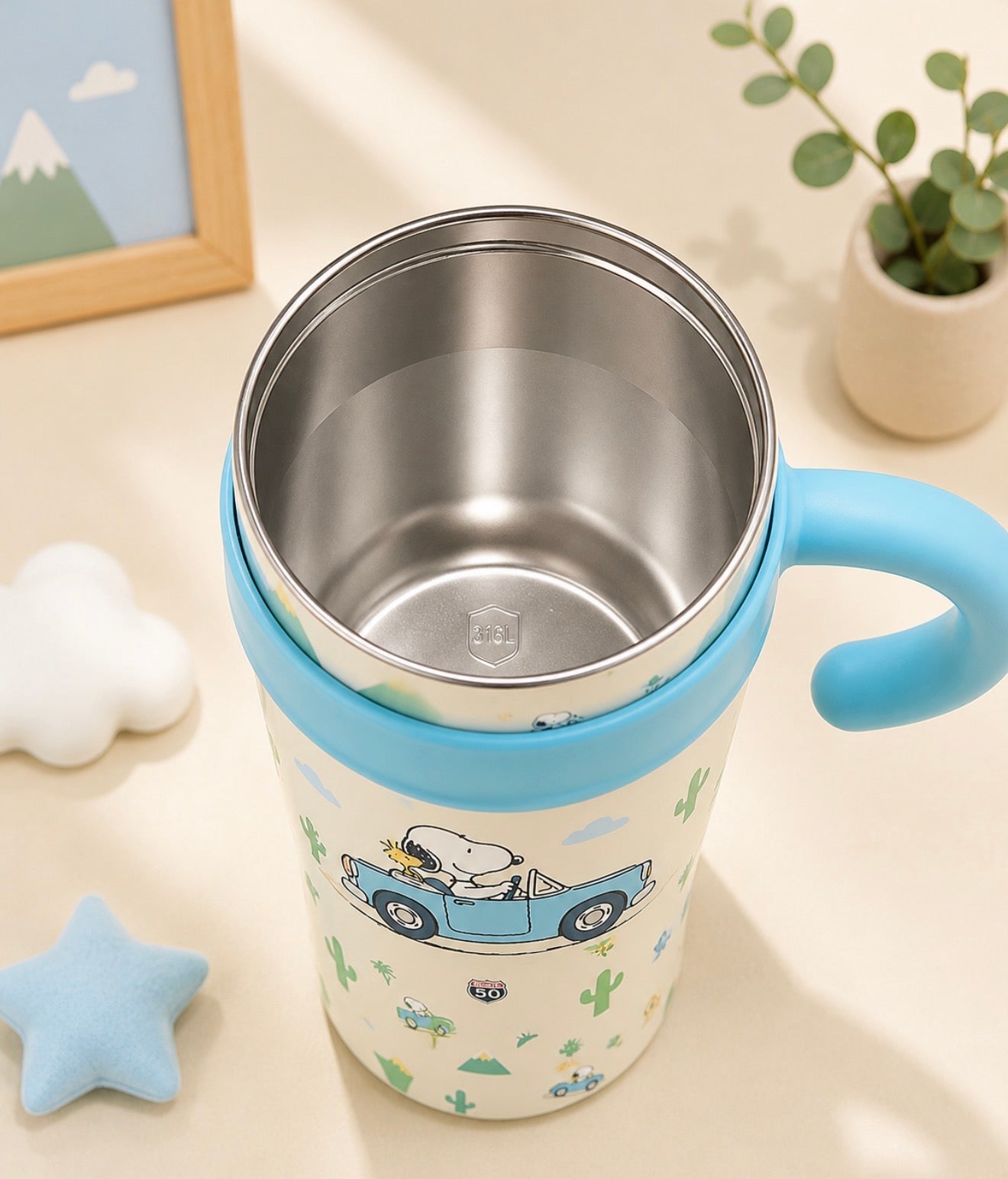 Vaso Térmico Snoopy con Asa y Pajilla – 1200 ml