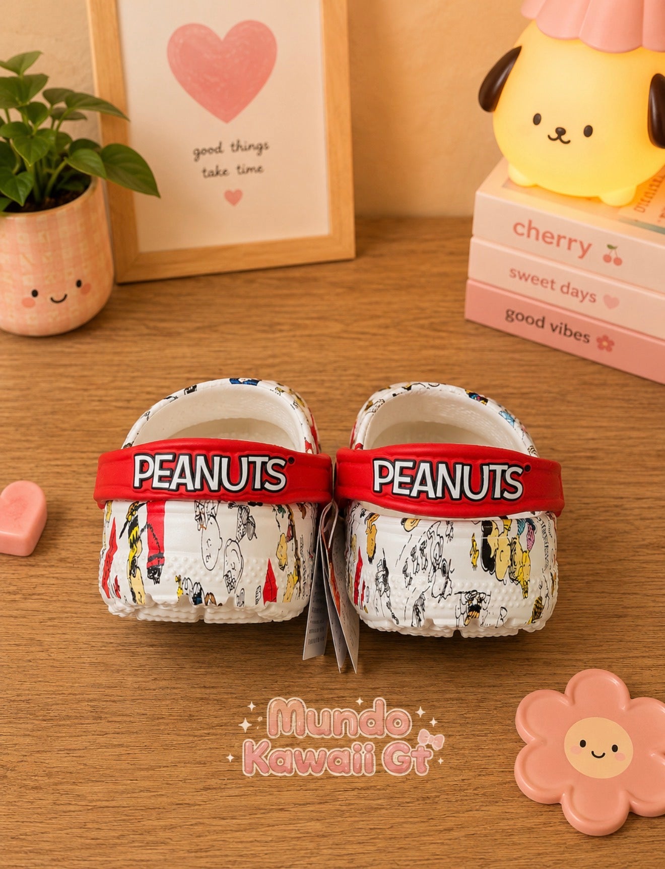 Crocs Peanuts Snoopy