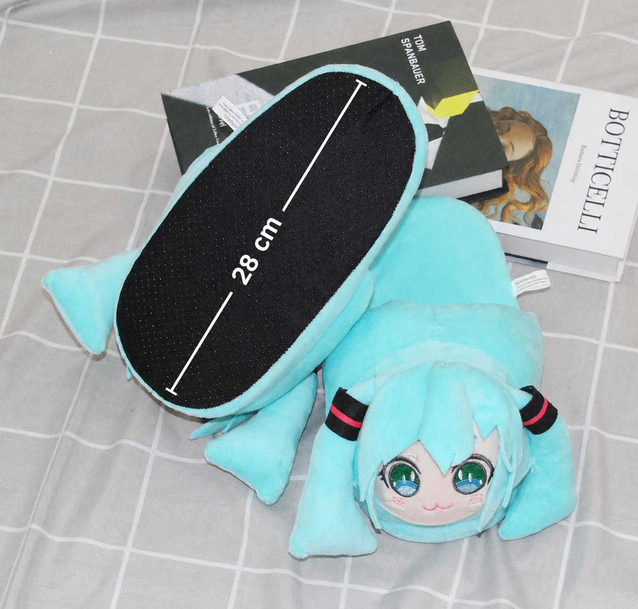 Pantuflas de Peluche Hatsune Miku – Suaves y Antideslizantes