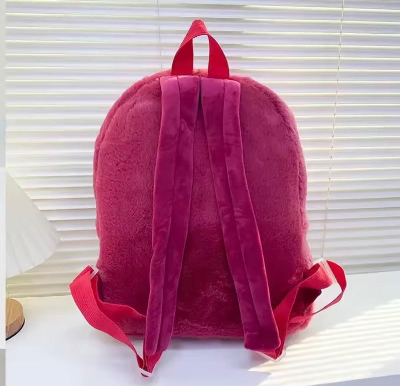 🧸🎒 Mochila Peluche Lotso (Tamaño Oficio) 💗✨