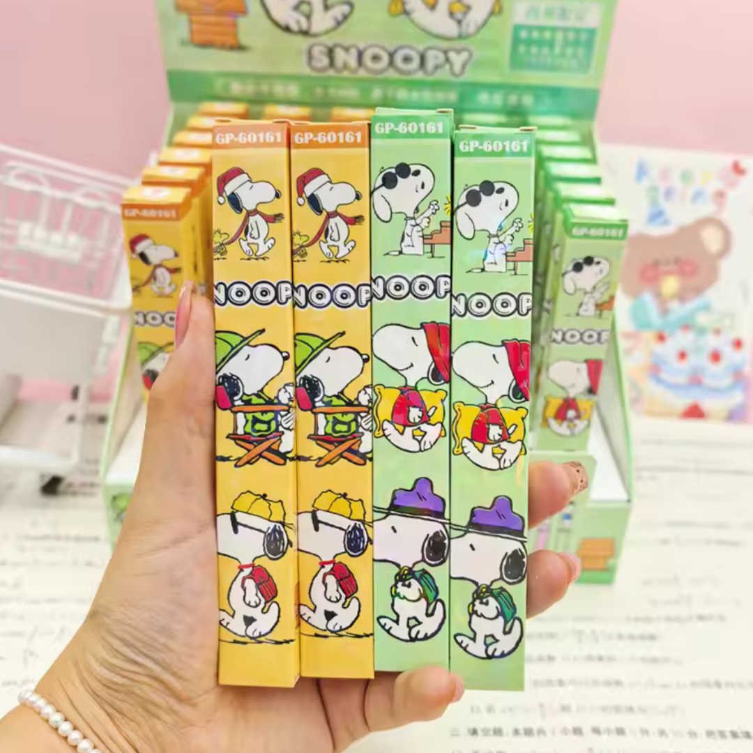 ✏️ Lapiceros Snoopy en caja