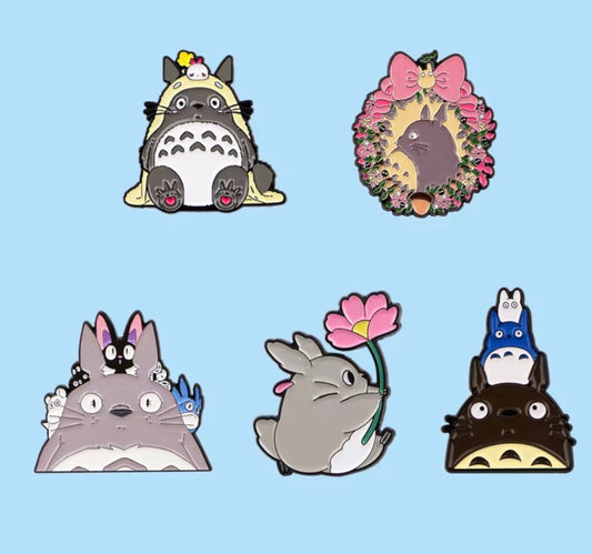📌 Pack de 5 Pines de Personajes